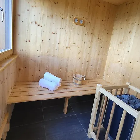 Nassfeld Sonnleitn Fuer 8 Personen Hermagor-Pressegger See